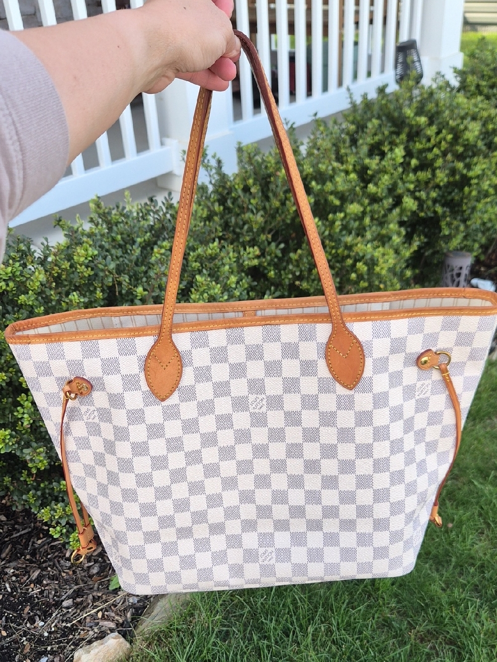 Authentic Louis Vuitton Damier Azur Neverfull MM size